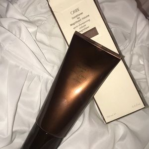 New in Box ORIBE magnificent volume conditioner